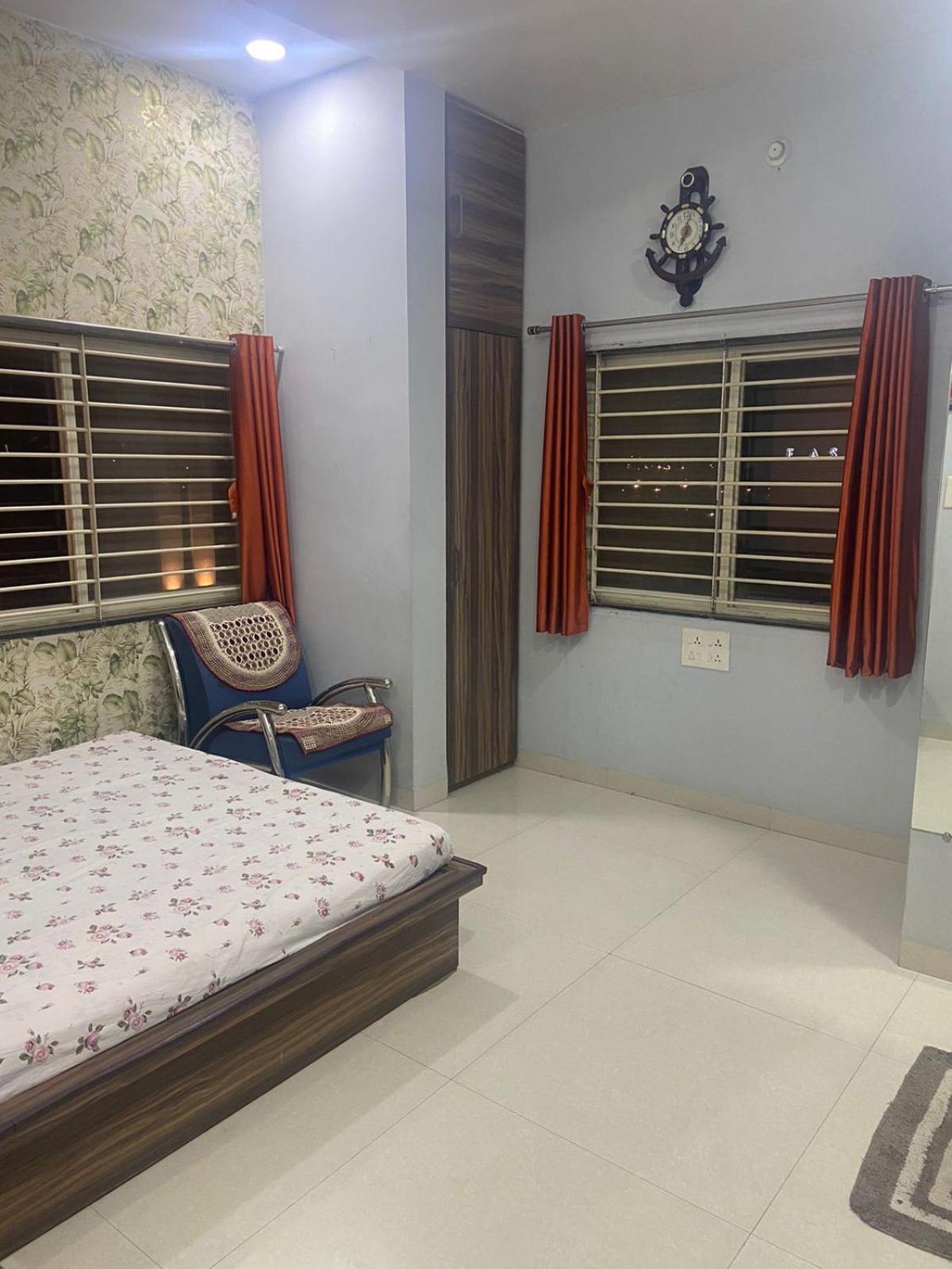 Badal Near Iim Indore, Rrcat And Ips, Medicap Indore